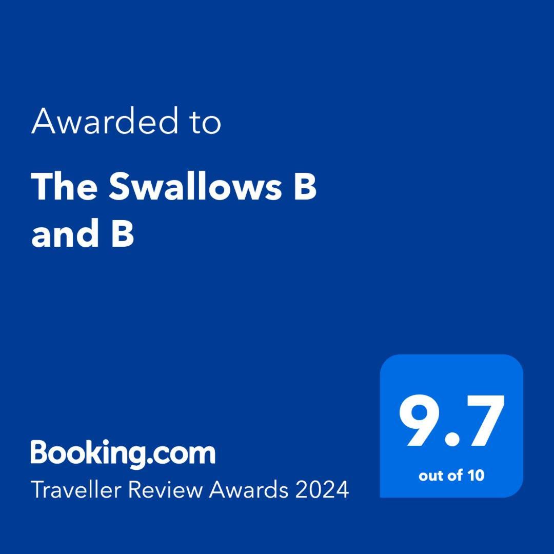 Bed & Breakfast The Swallows *